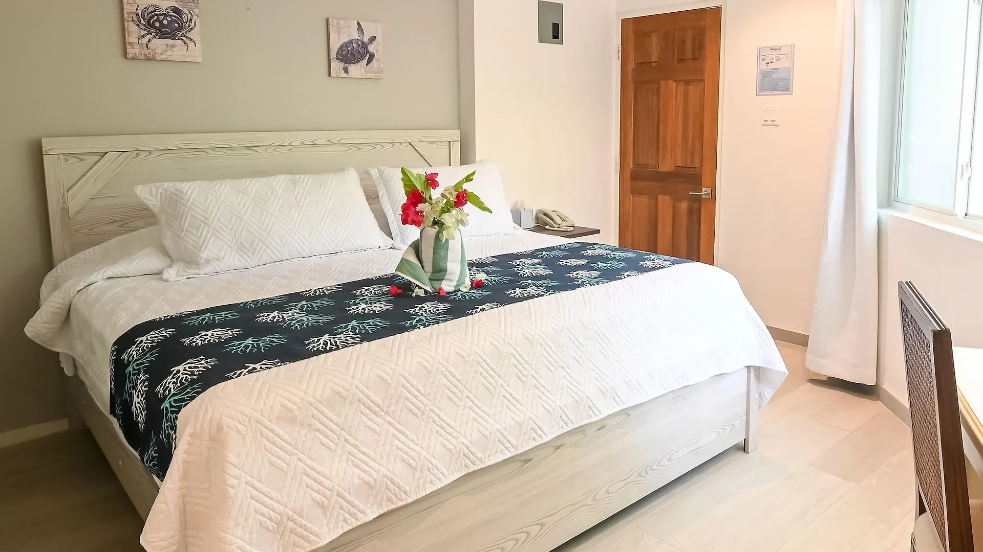 Siboney Beach Club St. John's 4*,